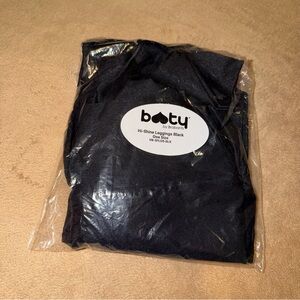 Booty By Brabants NWT Hi-Shine Leggings Black